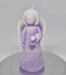 Anděl malý fialový s kamínkem