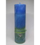 Svíčka vysoká výrazná modrá se zelenou s přívěskem strom života harmonizující