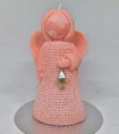 Anděl strážný s lucernou lososová barva